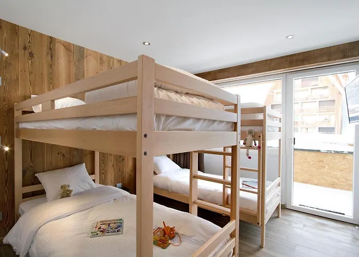 Le Gilelia לס דה-אלפס